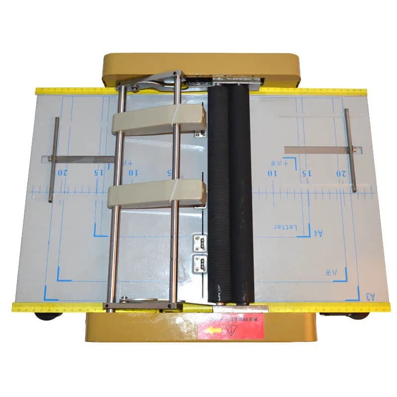 A3 Cucitrice elettrica Macchina piegatubi Macchina piegatubi per carte Pagine a colori Macchina tracciata Stacker Creaser 220V/110V