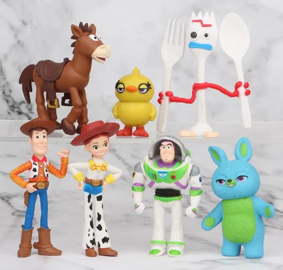Disney 7PCS Toy Story 4 Action Figure Giocattoli Woody Jessie Buzz Lightyear Forky Pig Bear Figura Modello Doll Mini Figurine Regali per bambini