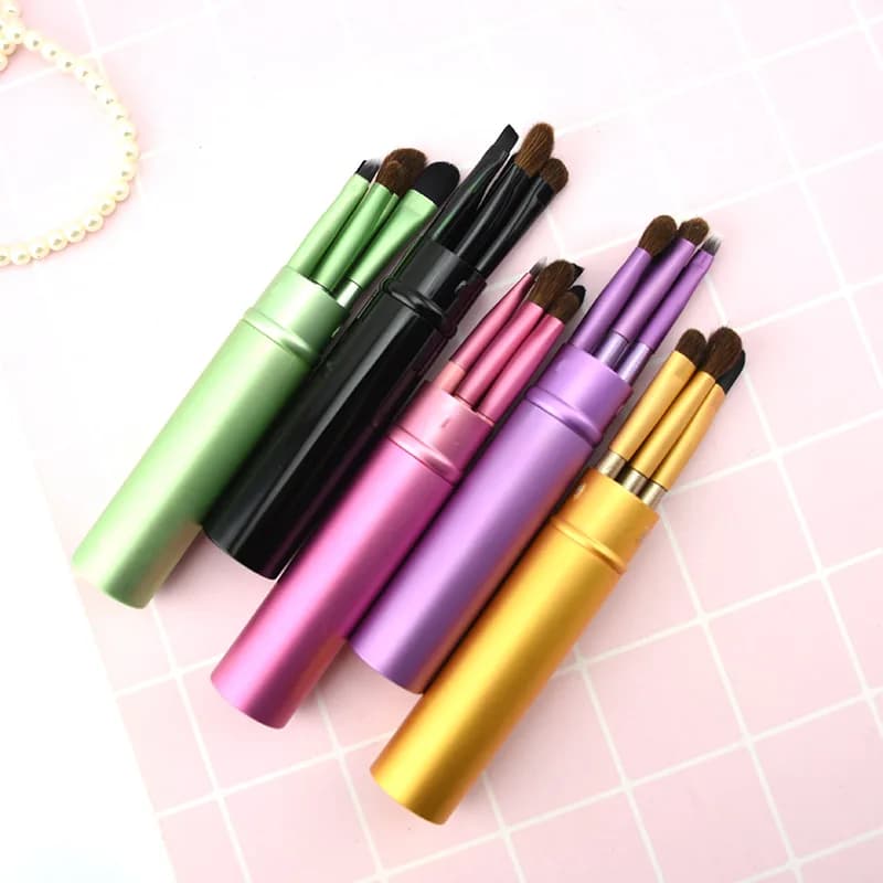 Set di pennelli per trucco professionale Set di pennelli per trucco portatile da viaggio Mini ombretto Eyeliner sopracciglio pennello per labbra strumento di bellezza per donna