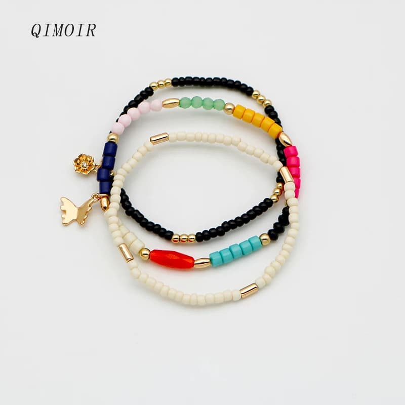 Bracelet Bohemia Multi Colors Three Elastic Bracelets for Women Flower Butterfly Charms Beads Semi New Jewelry C1037