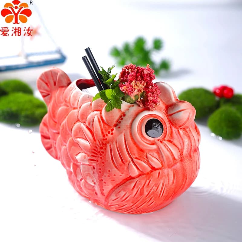 Cute Lantern Fish Cocktail Glass bicchieri da vino Red Piranha Beer Glass Bar accessori Creative Tiki Ceramic Cup 710ml