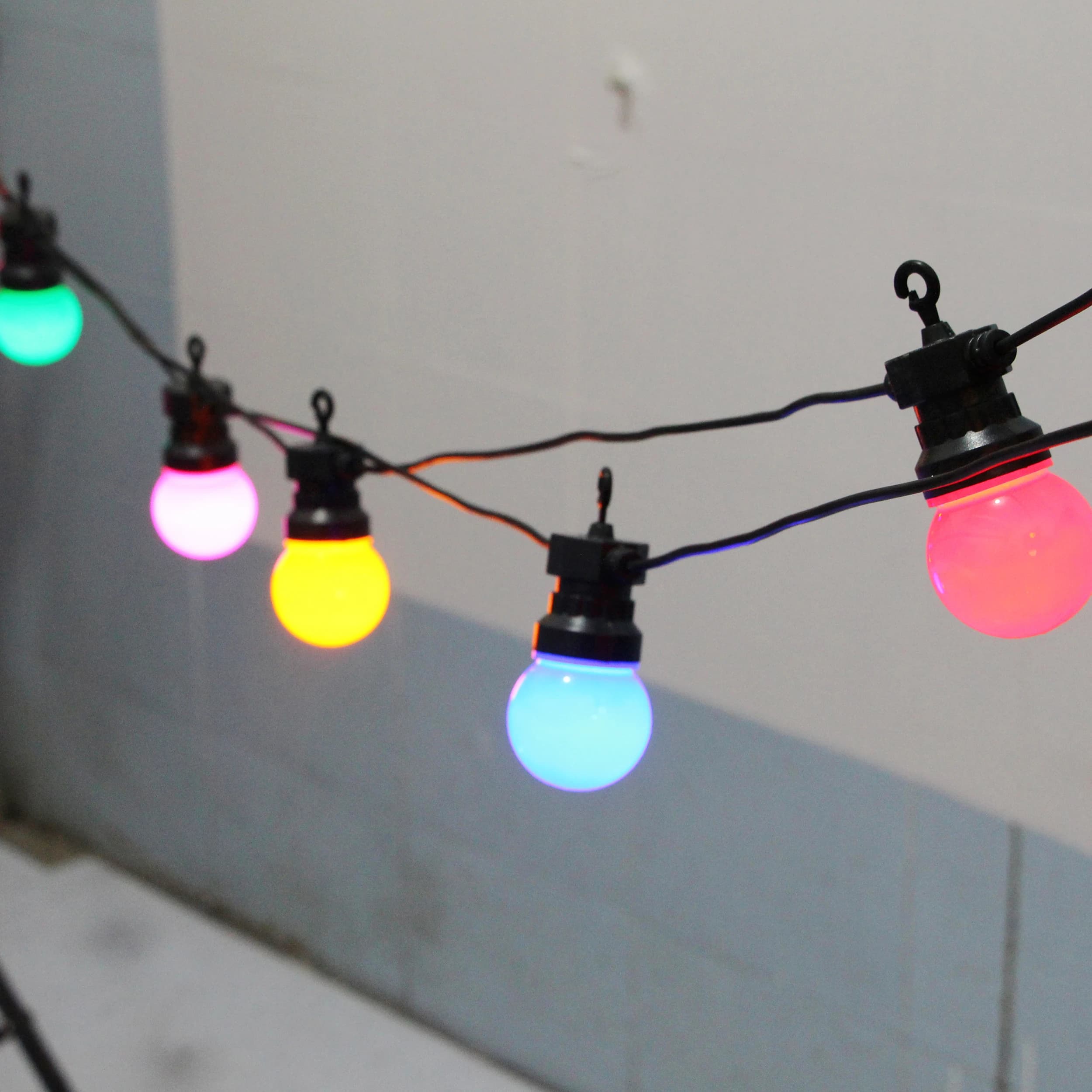 20/30 Lampadina colorata Luci a stringa a LED Fata Globo di Natale Ghirlanda per festa di nozze per la decorazione del patio del cortile di campeggio