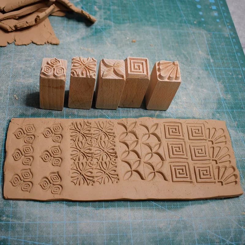 Timbri in ceramica con texture cinese, strumenti per timbri a blocchi di legno per goffratura in argilla ceramica, materiali artistici a spirale quadrata per la stampa