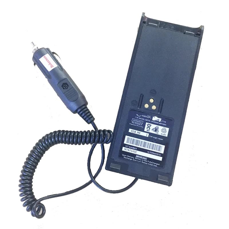 Eliminatore di caricabatteria per auto 12V per motorola HT100 MTX838 868 8000 MTX1000 8000 9000 PTX1200 MTS2000 MT2100 GP900 ecc walkie talkie