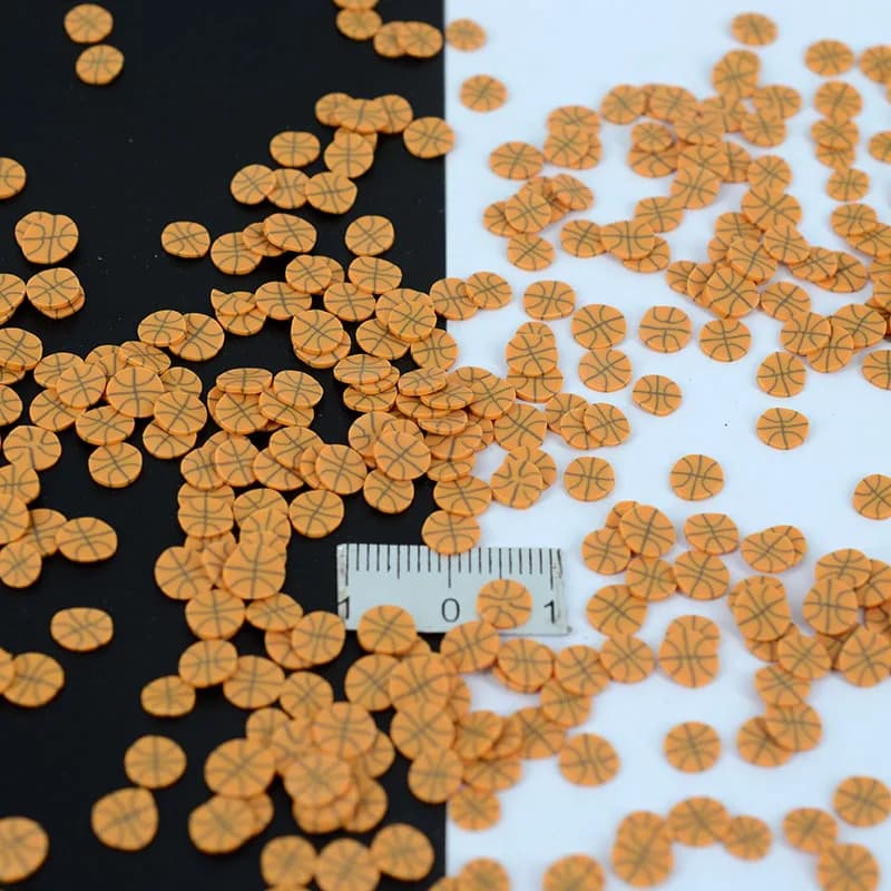 100 g/lotto Base in argilla polimerica Pallone da calcio Rugby Volley Tennis Spruzza Coriandoli adorabili per la creazione di artigianato, fai da te