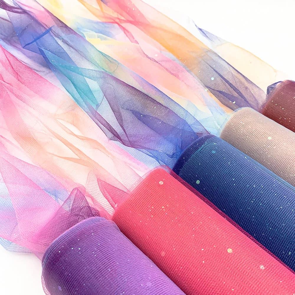 Rotolo di Tulle Glitter Arcobaleno da 10 Iarde per Runner da Tavolo, Fiocchi per Sedie, Gonne Tutu, Nastro per Regali di Matrimonio e Feste, Decorazioni Fai da Te per Bambole di Compleanno