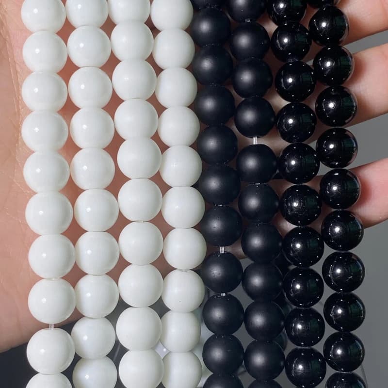 Wholesale Natural Stone Black Agate White Polished Matte Onyx Beads Round Beads for Jewelry Creation DIY Bracelets 4-12mm 15"