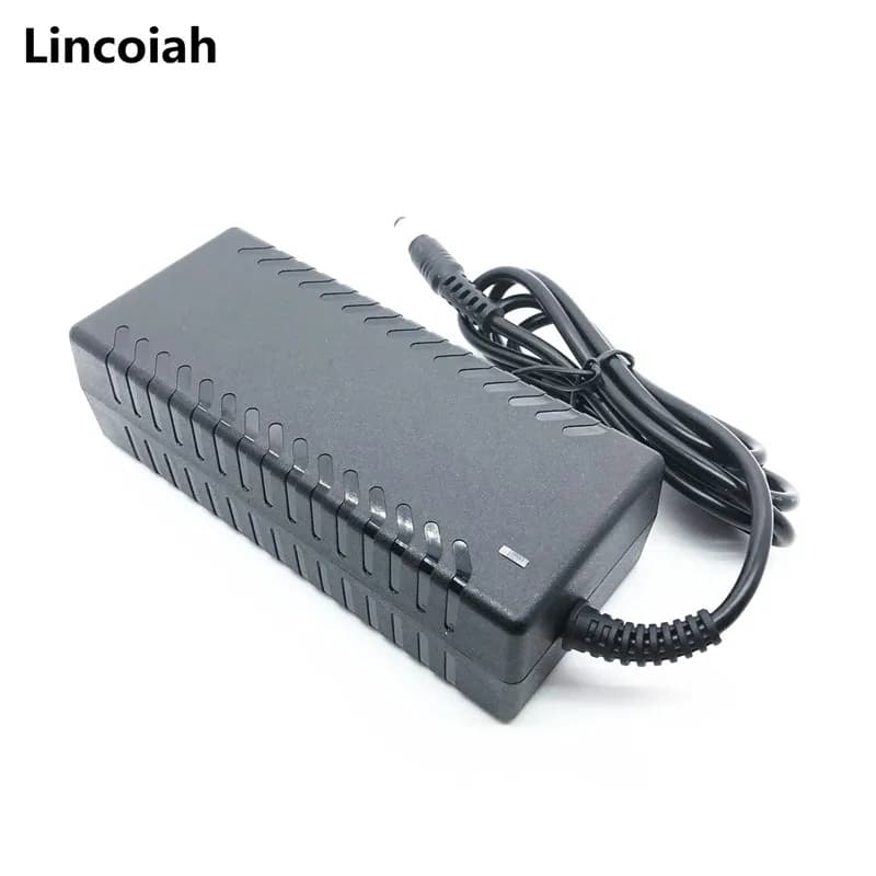 Alimentatore 5V 10A AC/DC 100-240V 50W Trasformatore per Strisce LED WS2812B WS2813 WS2811 W2813 SK6812 e Luci Pixel