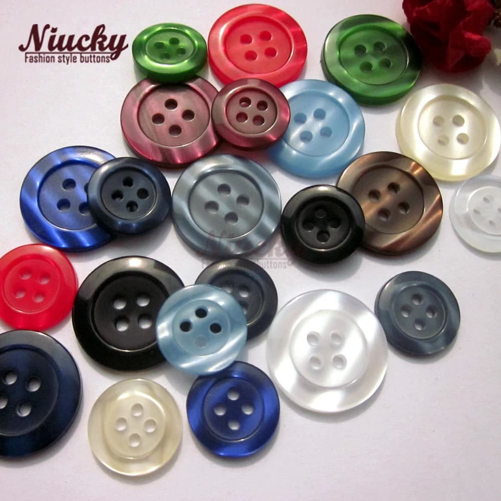 Niucky pulsanti 15mm/20mm Classico fondazione 4 fori ampio bordo resina perlescente abito maglione pulsanti per uniformi r0201-061