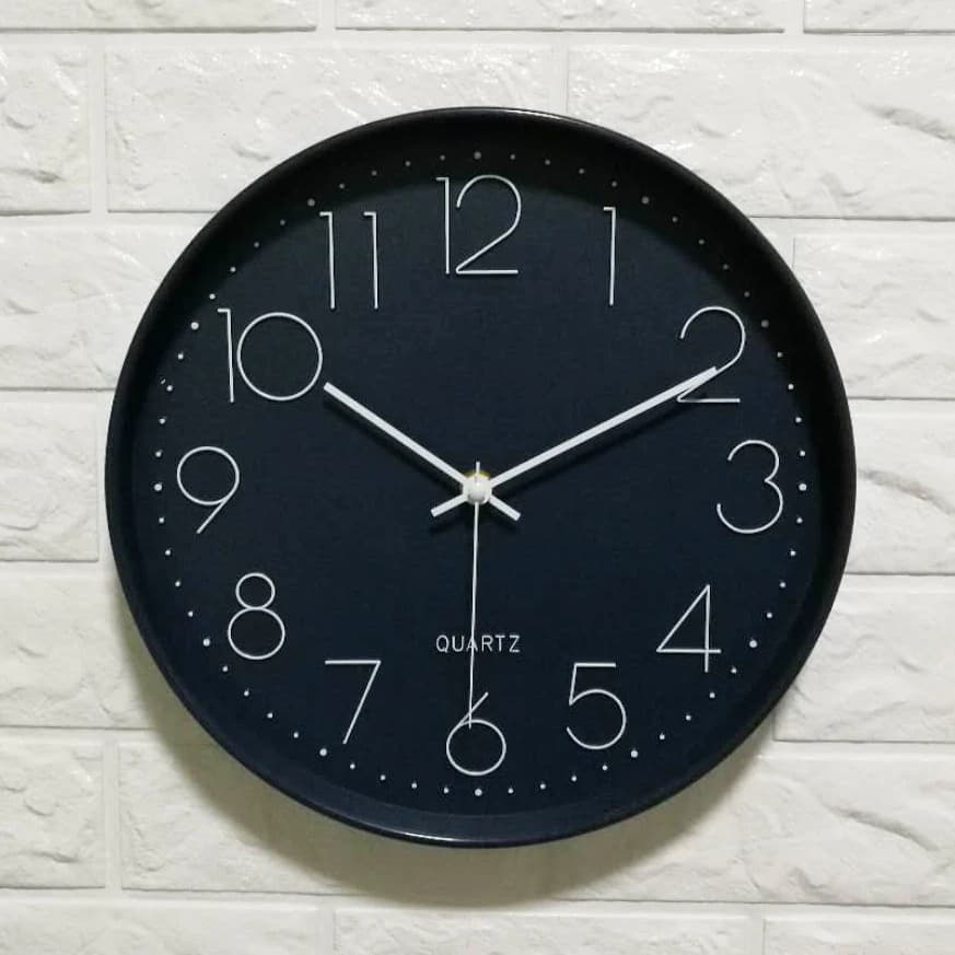 Wall clock decorations for home with 12 inch single face circular watches short Arabic numerals mute quartz wall clock Home decoration