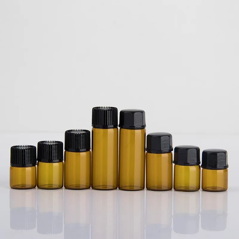 50 pz/lotto 1 ml, 2 ml, 3 ml, 5 ml Mini Bottiglia di Olio Essenziale Vuota In Riutilizzabile Drams Ambra Bottiglia di Vetro Con Coperchio In Plastica Inserto