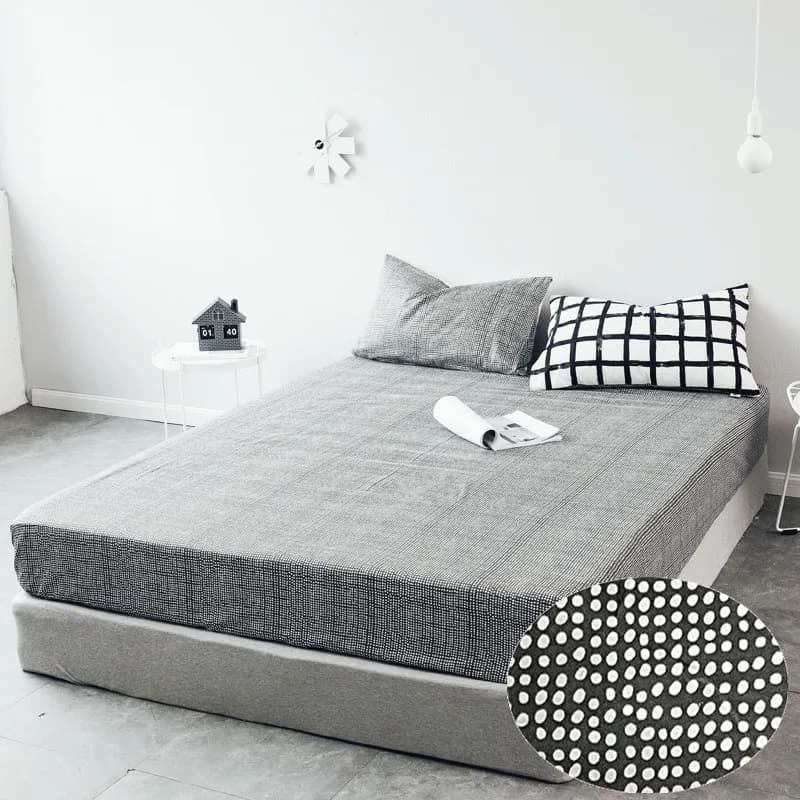 LAGMTA 1 pcs 100% Cotton White and Black Fitted Cover Mattress Four Angles Cover With Elastic Bed Cover