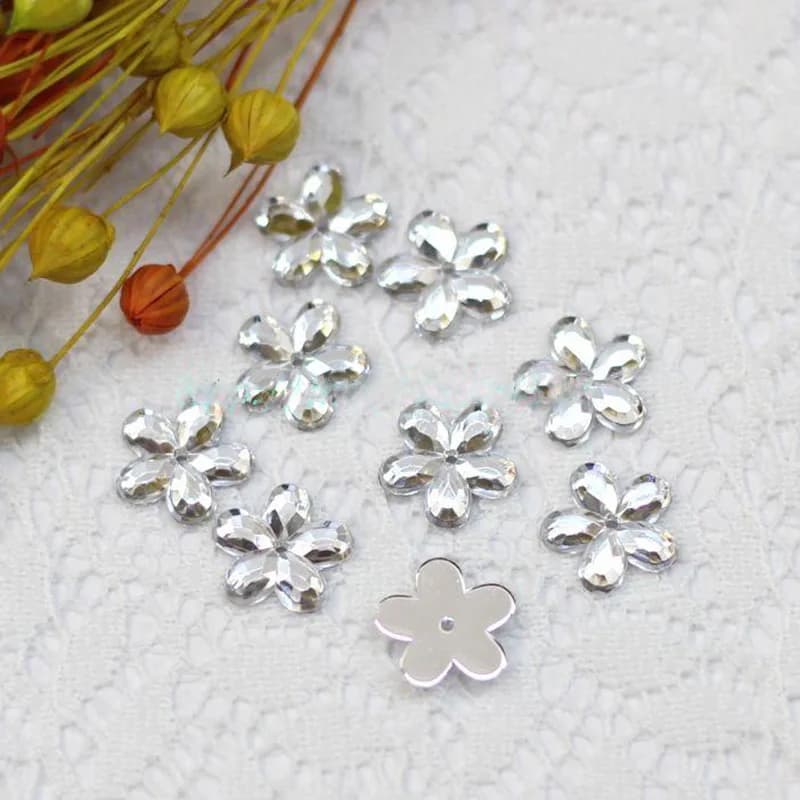 500 Pezzi 8mm Acrilico Flatback Fiore Cucito Strass Cucire su Perline Per Borse Indumento Scarpe Decorazione