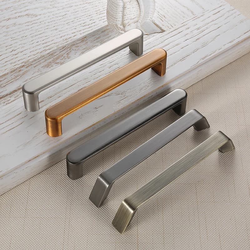 AOBT Maniglie per mobili in stile americano spazzolato 128mm Maniglie per armadi da cucina Manopole per cassetti Maniglia per mobili Ferramenta per porte 6081