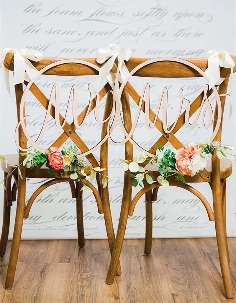 Wedding Chair Signs Hoop Style for Mt & Mrs Wedding Chairs, Floral Hoop Calligraphy Wooden Hanging Signs Set 2pcs/lot