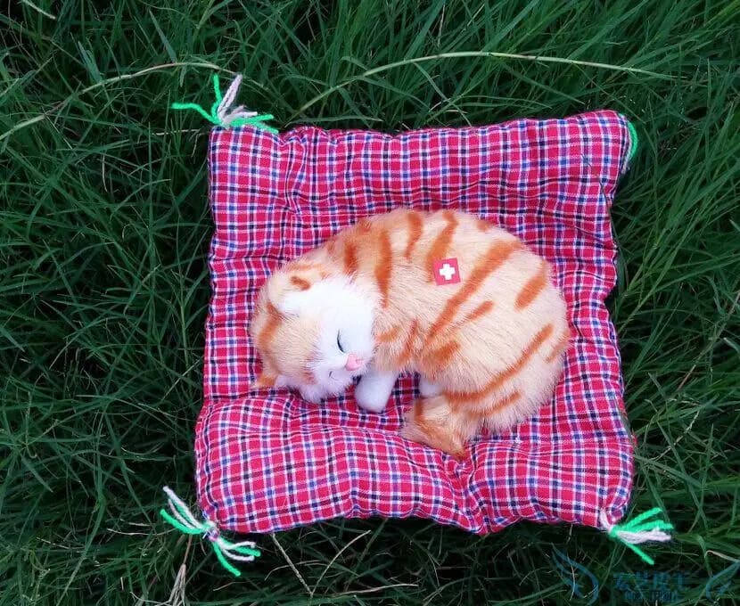nuova simulazione gatto plastica e pelliccia striscia gialla bambola gatto regalo 18x17 cm a160