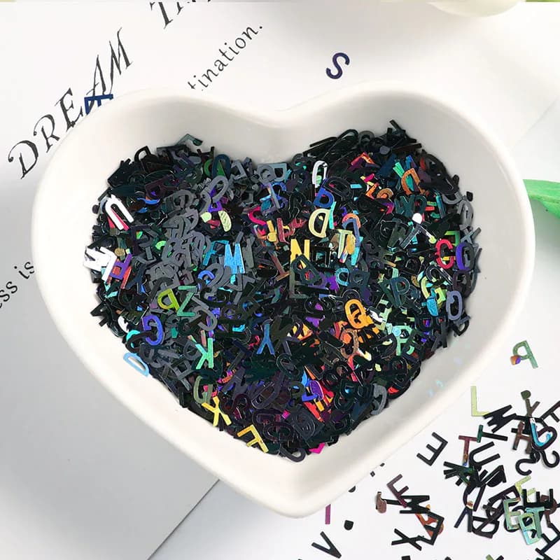Fai da te 10g ultrasottile 4mm a forma di lettera Paillettes Glitter per unghie Paillettes Laser Eo-Friendly PET Paillettes Nails art Manicure materiale