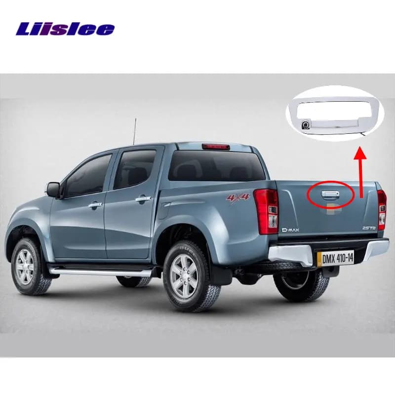 Telecamera posteriore per retromarcia per Chevrolet D-Max 2012-2018, integrata nella maniglia del portellone posteriore.