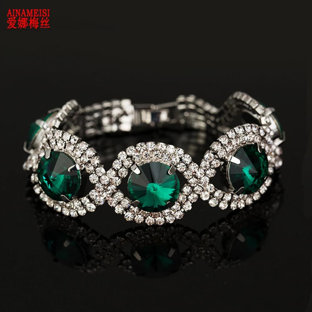 AINAMEISI 2019 Braccialetti e braccialetti di lusso di moda per le donne Regali di nozze Amici Amore Braccialetti di gioielli in cristallo verde all'ingrosso