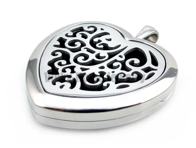 Collana con medaglione diffusore di profumo a forma di cuore di pesca in acciaio nuvola (30mm) aromaterapia/oli essenziali