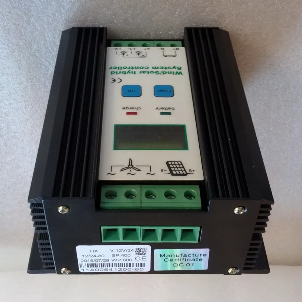 Regolatore di carica ibrido solare eolico 12V 24V per generatore eolico 800W 600W 400W e controller pannello solare 400W 300W 150W