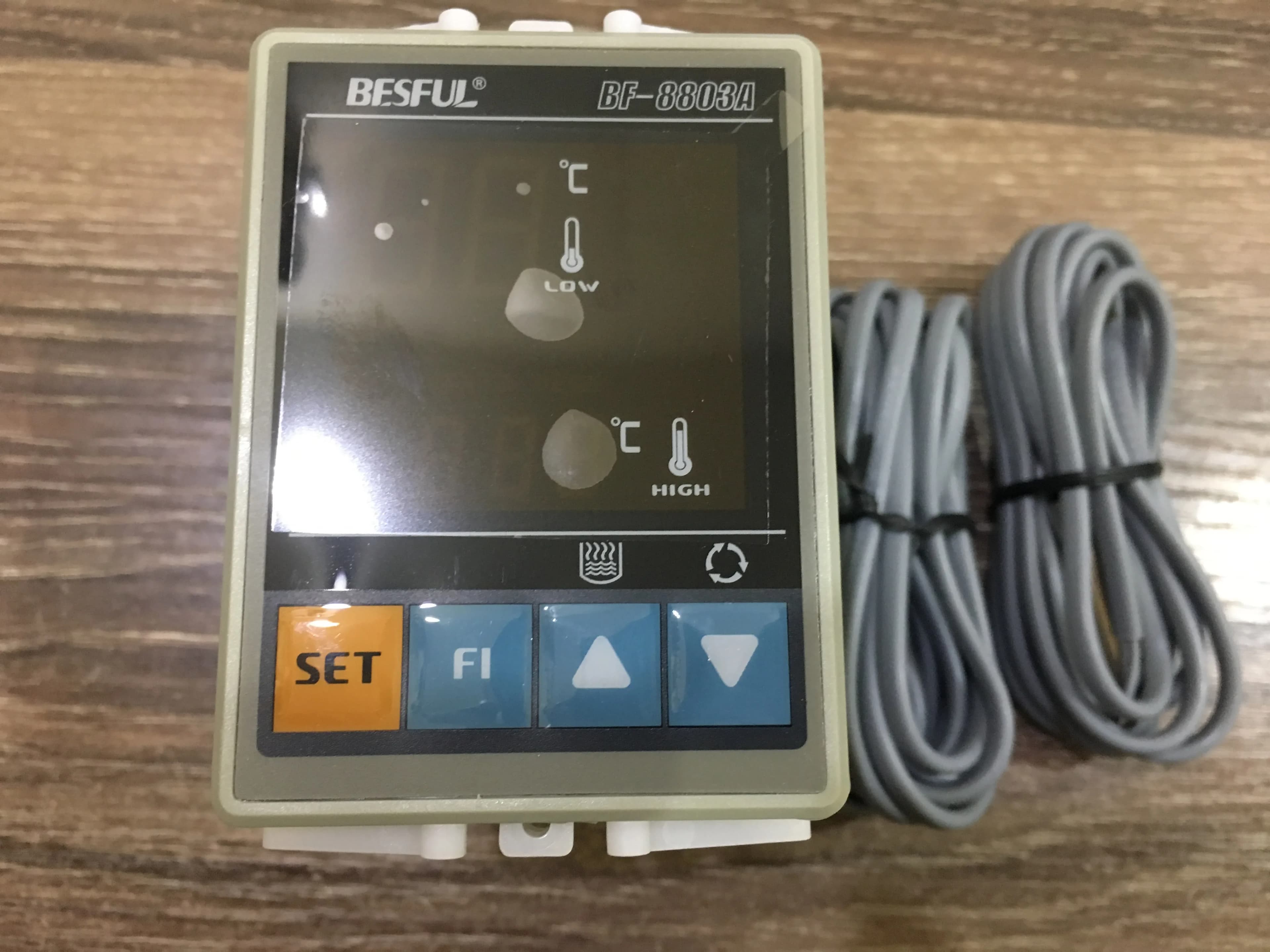 Termoregolatore BF-8803A BESFUL con sensore a 2 sonde per temperatura differenziale solare