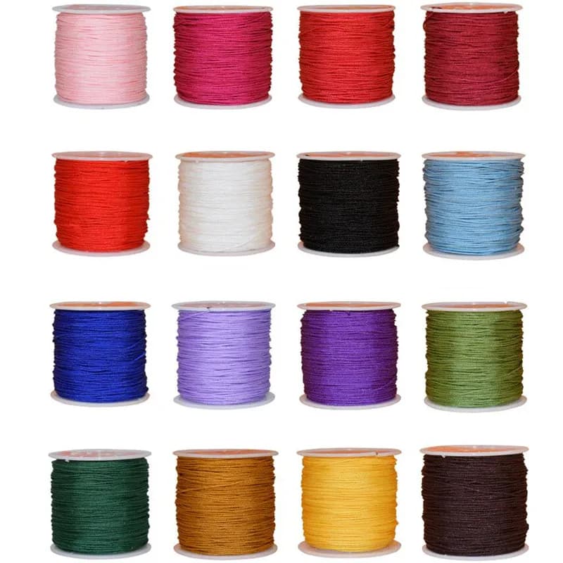 1 rotolo 28M x 1/1.5mm Nylon Nodo cinese Stringa per Macrame Collana Bracciale Cavo intrecciato Nappe Filo di perline Stringa Filo di seta