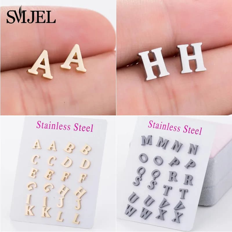 SMJEL AZ Orecchini con alfabeto Orecchini con lettera iniziale in acciaio inossidabile per donne Ragazze Personalizza gioielli quotidiani bijoux