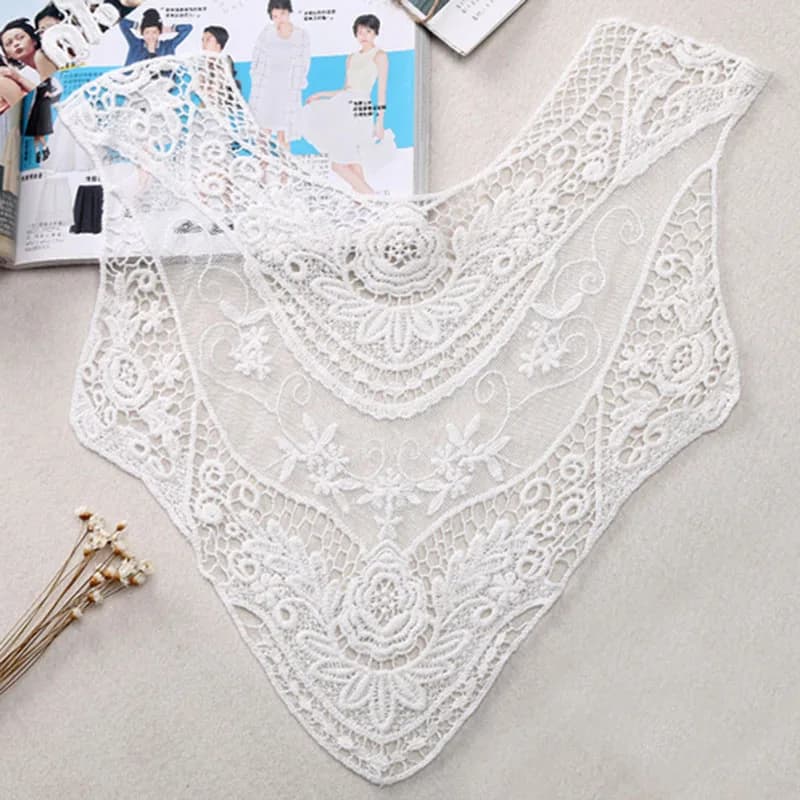 Kit di Cucito in Stile Britannico con Applicazioni in Pizzo Bianco di Cotone Ricamato per Colletti e Scollature