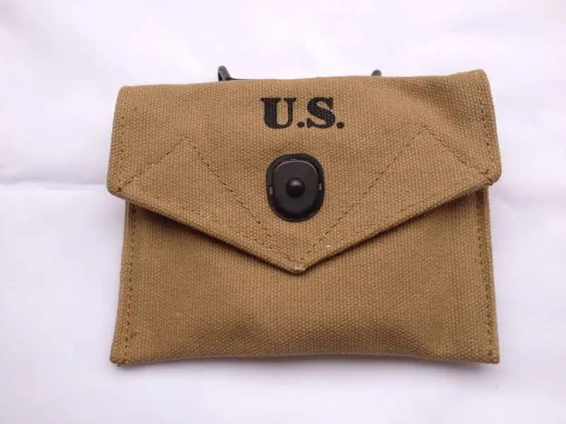 Custodia di pronto soccorso dell'esercito americano della Seconda Guerra Mondiale 1942 - US050