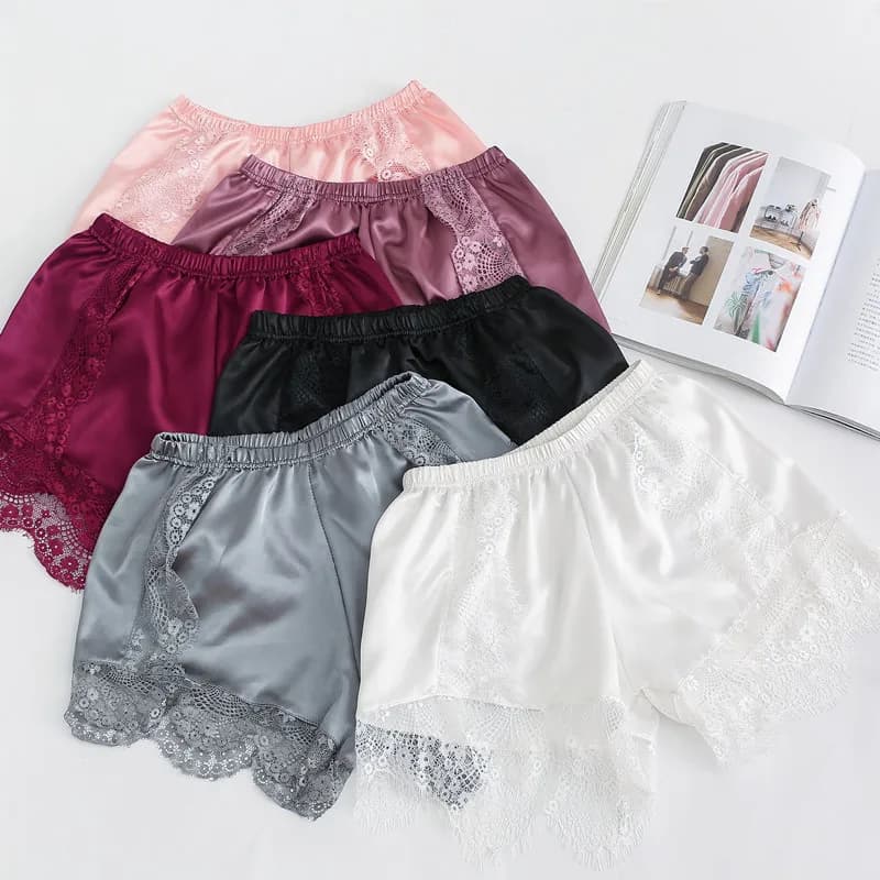 Pantaloncini di sicurezza in raso intimo da donna in pizzo slip estivo mutandine a mutandine sotto la gonna pantaloni corti allentati sottili Bloomer Lingerie