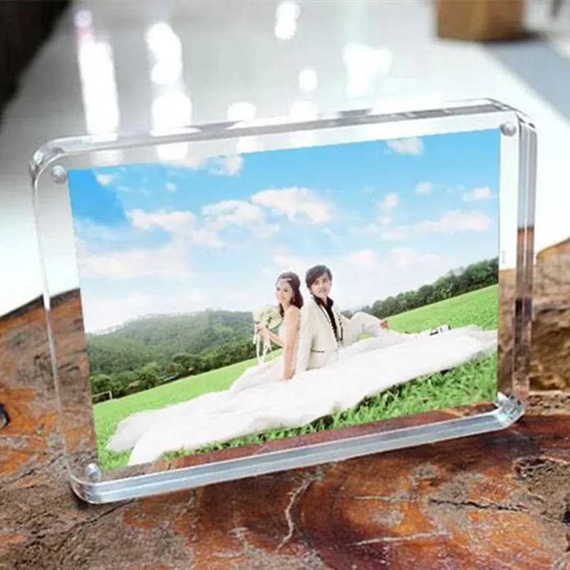 Christmas Gift 1 SET Frame for Photo in Acrylic Magnet Four Angle Arc Design Creative Crystal Frame Decorative Bedroom Decorations
