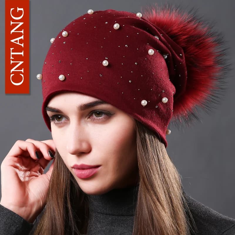 CNTANG 2024 Cappello di moda da donna Autunno Inverno Strass Cappelli di perle Berretti femminili Pelliccia di procione naturale Pompon Cotone Berretti caldi
