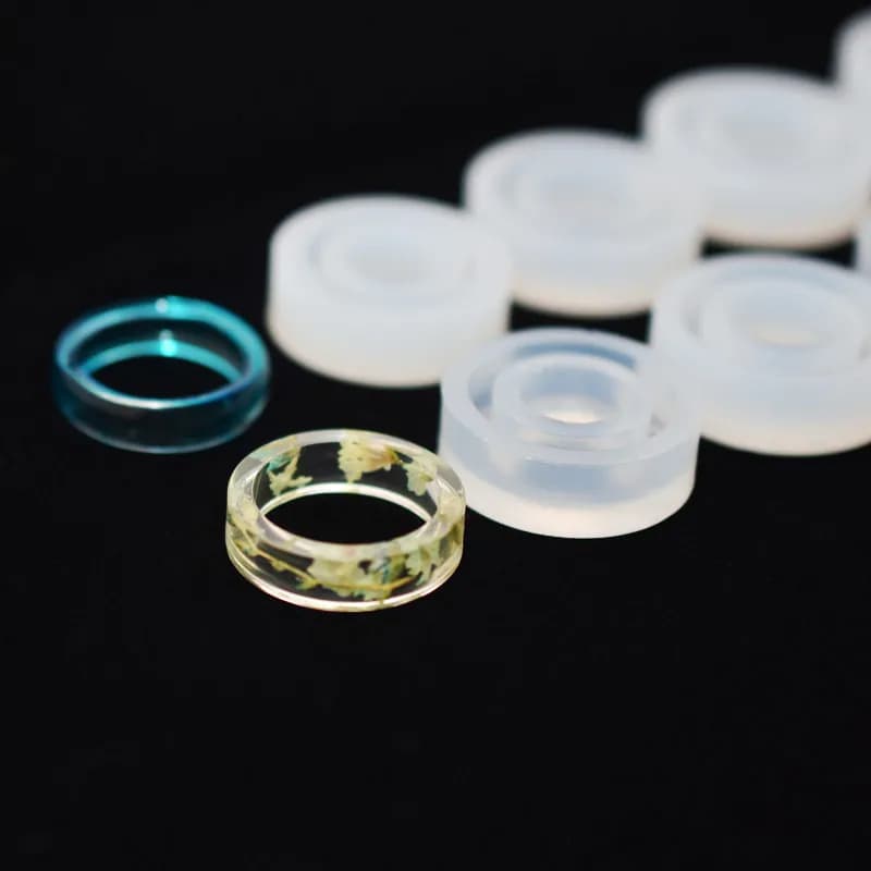 SNASAN 4 pezzi Stampo In Silicone Per Gioielli Anello Stampo In Resina Stampo In Silicone Stampo Strumento Fatto A Mano FAI DA TE Mestiere Epossidico 16mm 17mm 18mm 19mm