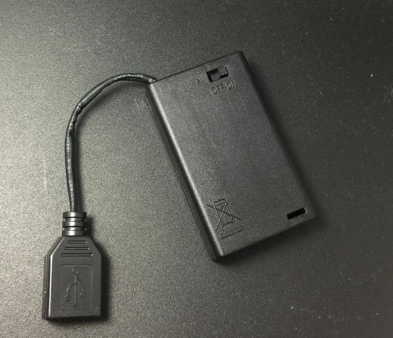 Scatola batteria con porta femal usb/mini/pulsante
