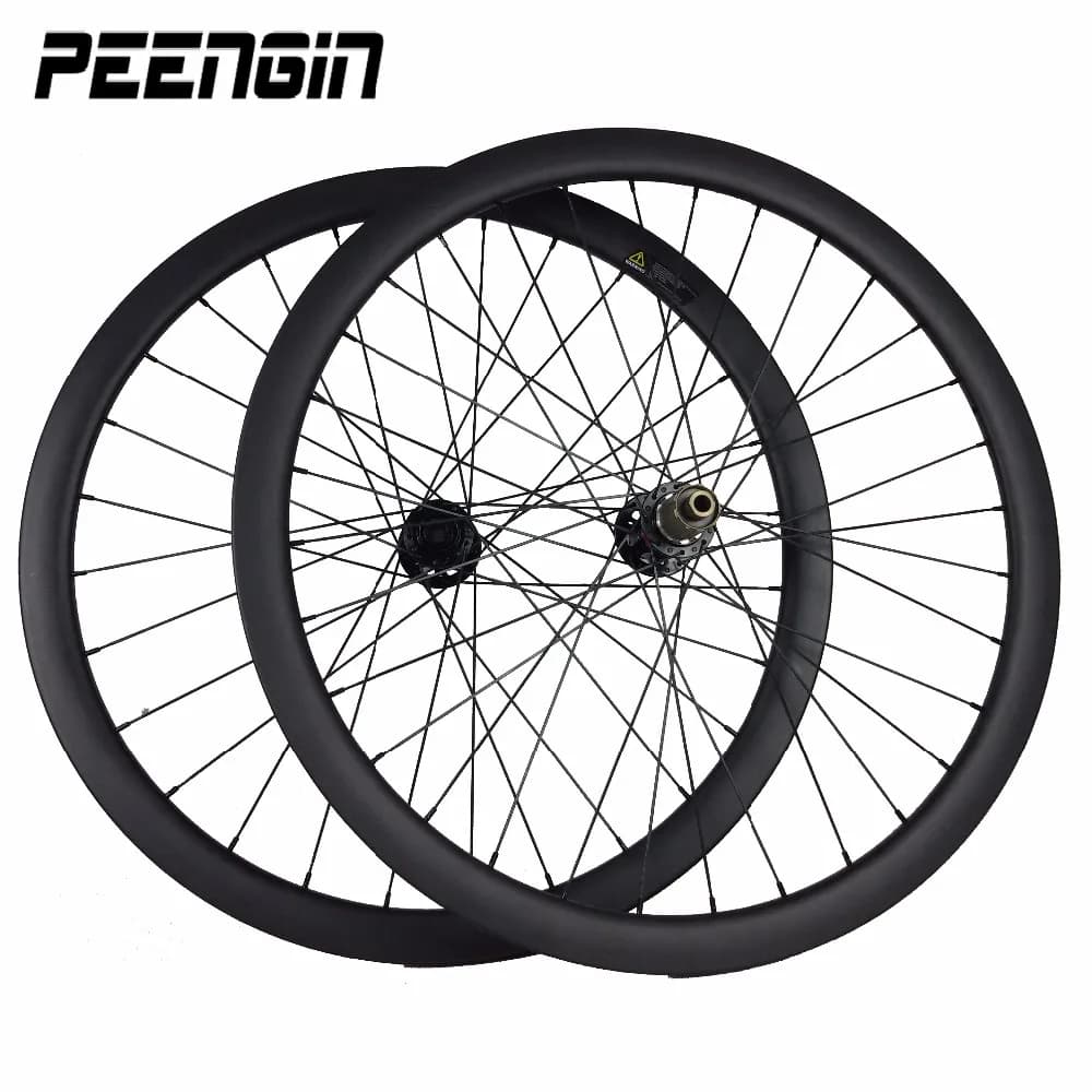 30mm 45mm 29er Set di ruote in carbonio Ruota per ghiaia Freno a disco 29mm di larghezza Copertoncino Tubeless Novatec Hub D791/D411 6 bulloni/Tipo di blocco centrale
