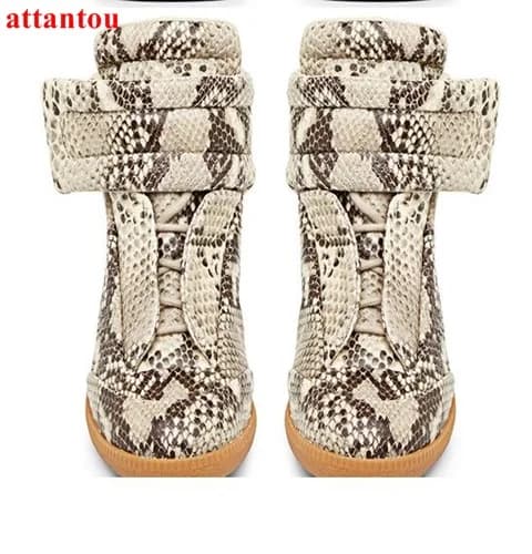 Scarpe casual da uomo 2017 vendita calda scarpe eleganti con superficie liscia appartamenti in pelle di serpente scarpe da ginnastica alte da uomo scarpe hook & loop stile conciso