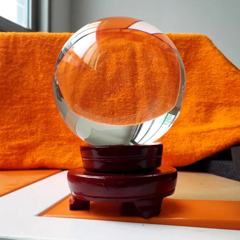 Sfera solida di cristallo trasparente asiatico Feng Shui da 10 cm con supporto in legno per la decorazione domestica Modello di sfera di vetro Fotografia Prop