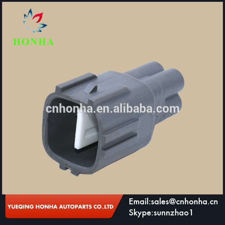 Connettore elettrico per paratia automatica impermeabile a 4 pin di spedizione gratuita 6188-0517 per Toyota 90980-11027