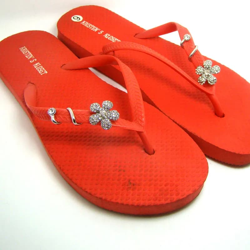 Crystal Flower Flower Spiral Copper Twisters for Women Slippers Shoes Fashion Decorative Ornament Accessories with Pendants