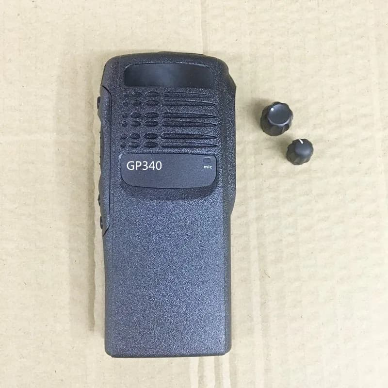 Il guscio della custodia anteriore dell'alloggiamento per walkie talkie motorola GP340 con 2 manopole, blocco dell'altoparlante, etichette, piastra, copertura antipolvere