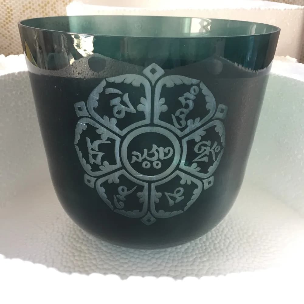 3th Octave Blackish green Crystal Singing Bowl 7.2 Inch in Perfect Musical Note "G Sharp" 432HZ Design-OM MANI PADMEI HUM