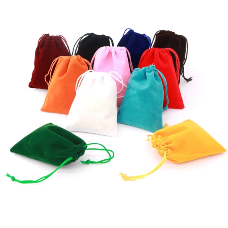 Sacchetti di dadi in velluto di alta qualità 5/10 pezzi 9 * 12 cm per l'imballaggio di carte da gioco o sacchetti di raccolta di dadi Sacchetti con coulisse