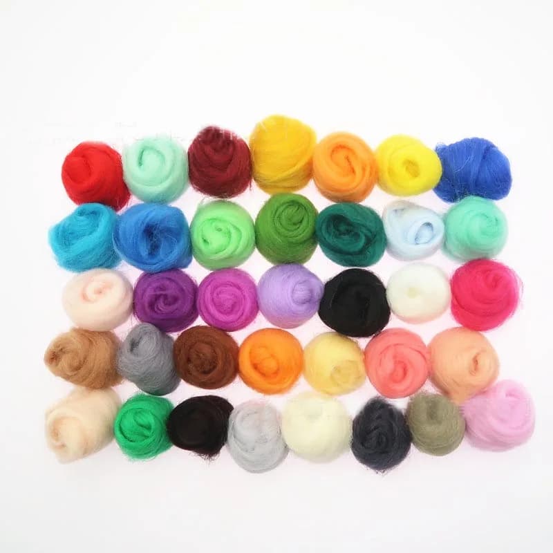 36 colori/set Fibra di lana merino Roving Per Feltro ad ago Spinning a mano Divertimento fai da te Bambola Cucito Feltro di lana grezza poke 3 g/borsa