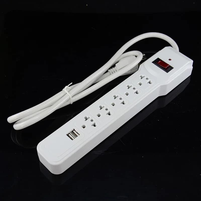 Presa multipla USB Smart 3 Spina USA Interruttore da sovraccarico Protezione da sovratensione 5 prese 3 Caricatore USB P002