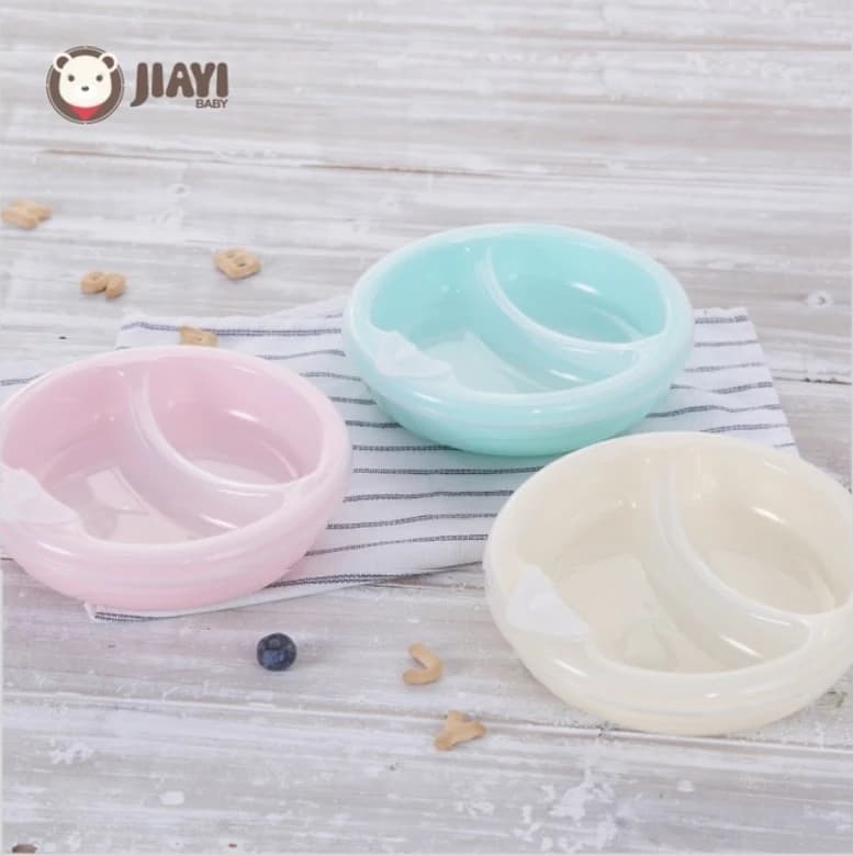 Piatto riscaldante antiscivolo Piatto Ciotola Contenitore caldo per alimenti per bambini con coperchio a cucchiaio Alimentazione Tazza isolante Piastra di aspirazione Strumenti BPA gratuito