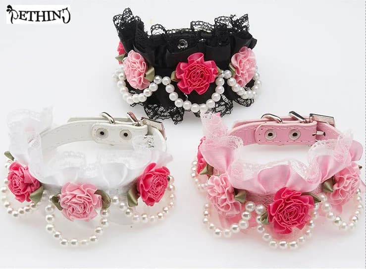 Collare per cani da compagnia in pizzo fiore moda calda con perla per piccoli animali Collare per gatti regolabile in morbida pelle 3 colori