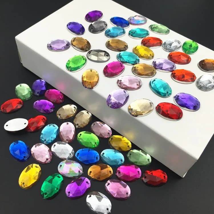 50 pz/lotto 10*14 millimetri Oavl Forma Cuce Sul Rhinestone di Cristallo 2 Fori Del Nastro Flatback Acrilico Dei Monili Per La Cerimonia Nuziale vestiti