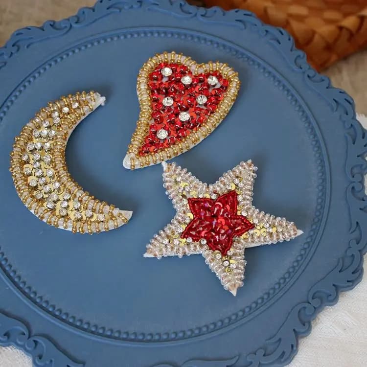 Perline fatte a mano Patch perline tubo paillettes strass luna stelle amore Applique borse gioielli fai da te accessori decorazione Patch