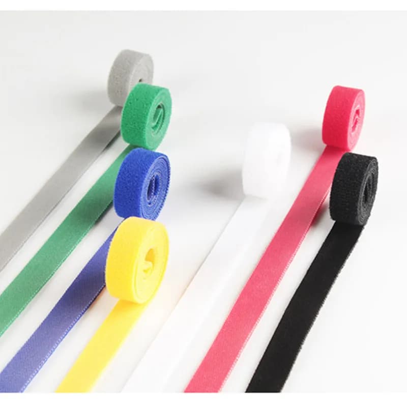 Fascette per cavi in velcro da 5 metri Organizzare il filo per fascette e il cavo dati Ricevi il cavo degli auricolari Organizzare e avvolgere il nastro Magic Tape Tie